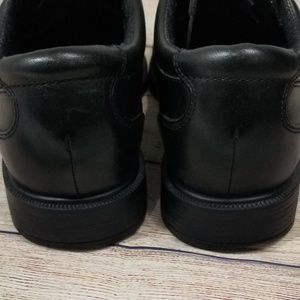 rockport school shoes